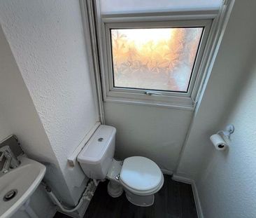 3 bedroom property to rent - Photo 5