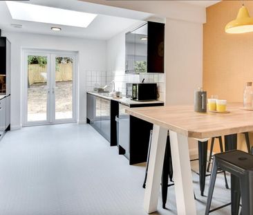 1 bedroom in a house share to rent - Photo 3