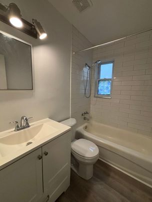 For Lease - 265 Augusta Avenue Unit# 1, Toronto, Ontario - Photo 1