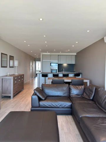 Gemeubeld appartement te huur op de zeedijk van Oostende - Photo 3