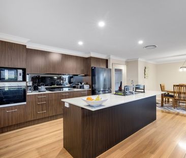 Impressive Innes Lake Home - Photo 5