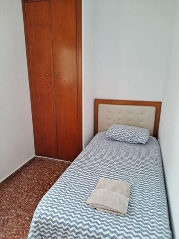 Carrer del Campament, Valencia, Valencian Community 46035 - Photo 4