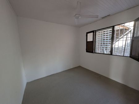 Maison T3 Saint-Pierre à louer - Photo 5