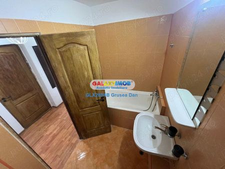 unirii | garsoniera decomandata cu balcon+cada | sf. vineri - Fotografie 4