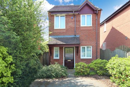 Walkwood Road, Redditch, B97 5NU - Photo 3