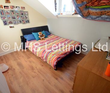 6 Bedroom Mid Terraced House for rent in Hartley Grove - Photo 6