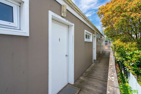 Studio Unit with Own Bathroom - Photo 2