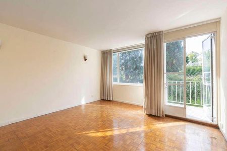 Battledown Priors, Cheltenham, GL52 - Photo 2