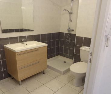 Location Appartement 2 pièces 39m² RODEZ 12000 - Photo 4