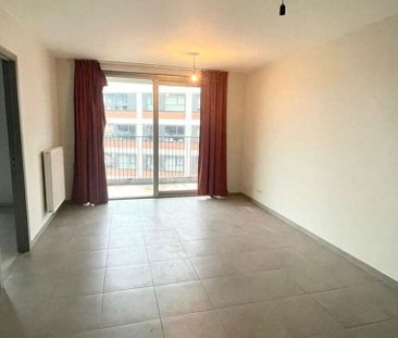 Appartement te huur in Antwerpen voor € 795 met 1 slaapkamer - Photo 3
