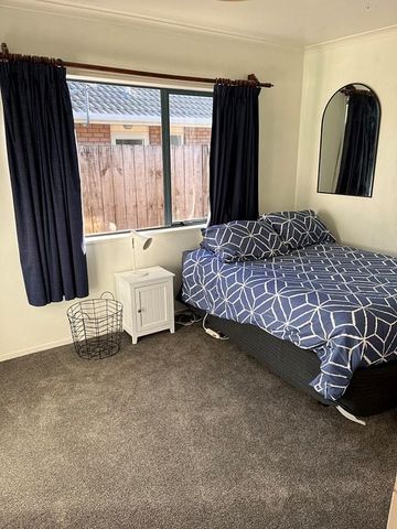 Sunny 3BR Papamoa Home - Photo 5