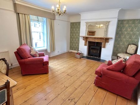 2 bedroom Two Bedroom Town House to rent - Photo 2