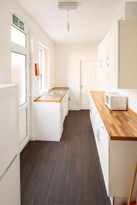 Room in a Shared House, Newland Road, B9 - Photo 1