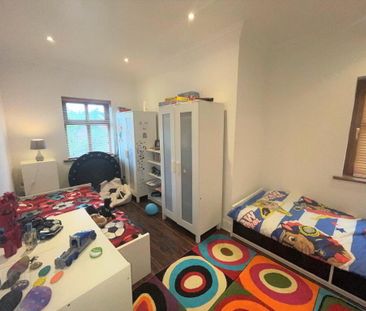 14 Old Golf Course Park, Dunmurry, Belfast, BT17 0EJ - Photo 3