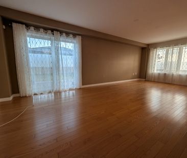 For Lease - 69 Periwinkle Drive, Hamilton, Ontario - Photo 3