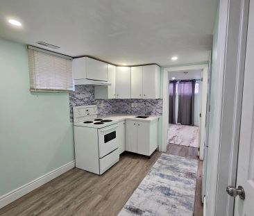 82 Pandora Circle #Basement - Photo 6