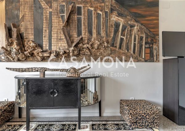 Luxurious, Unique and Quirky 1 Bedroom Apartment Close to Arc de Triomf