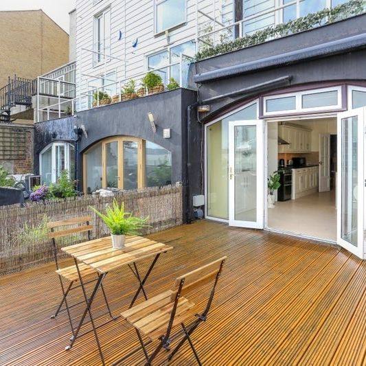 Room in a Shared Flat, Westferry Road, E14 - Photo 1