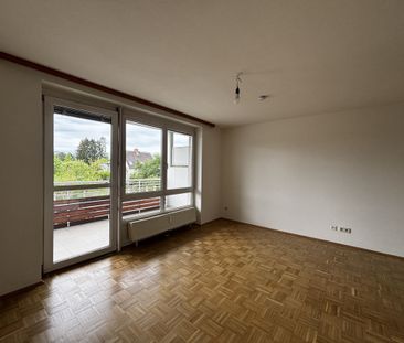 Helle 1-Zimmer-Wohnung mit Balkon und abgetrennter Küche - Photo 2
