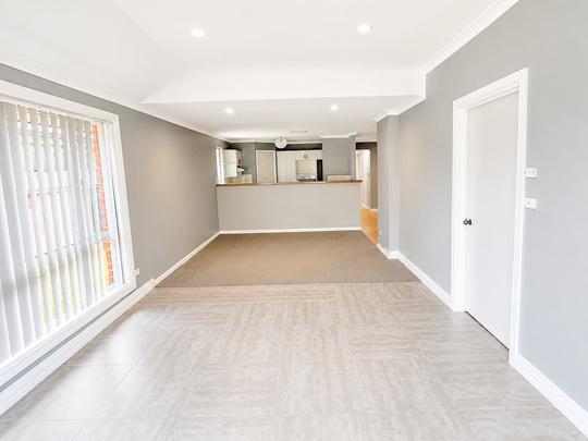 Spacious, Renovated & Perfectly Positioned! - Photo 1