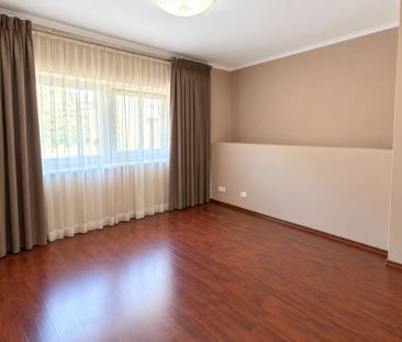Charmante Maisonette-Wohnung mit Terrasse und Garten - Foto 4