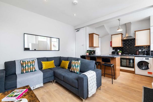 4 bedroom house to rent - Photo 1