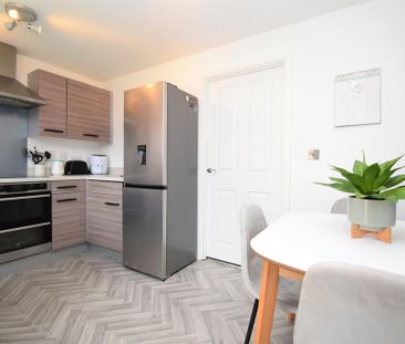 2 bedroom detached house to rent - Photo 5