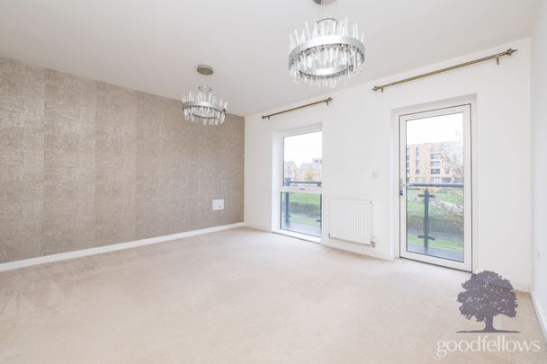 Felnex Avenue, Wallington, SM6 - Photo 1