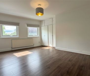 Heaton Moor Road, Heaton Moor, Stockport, SK4 4HY - Photo 5