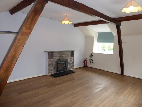 2 bedroom maisonette to rent - Photo 1