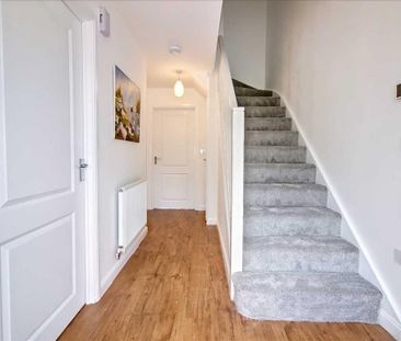 2 bedroom semi-detached house to rent - Photo 3