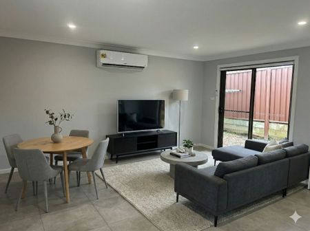 Two Bedroom Granny Flat with Water Included - Photo 5