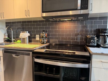 For Lease - 2799 Kingston Road Unit# 627, Toronto, Ontario - Photo 5