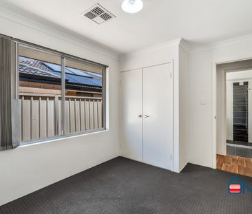 KELMSCOTT - 3X2 - COMFORT & LOW MAINTENANCE LIVING - Photo 5