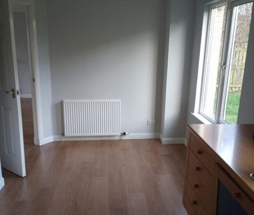 4 Bed Detached House, Ascot Avenue, G12 - Photo 3