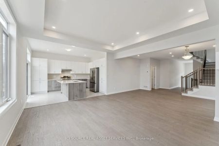 Property For Lease | X9229615 - Photo 2