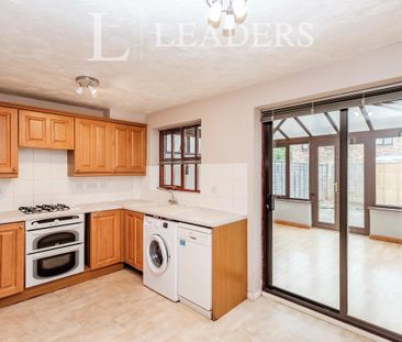 2 bedroom house to rent Carnation Close, Littlehampton, BN17 - Photo 5