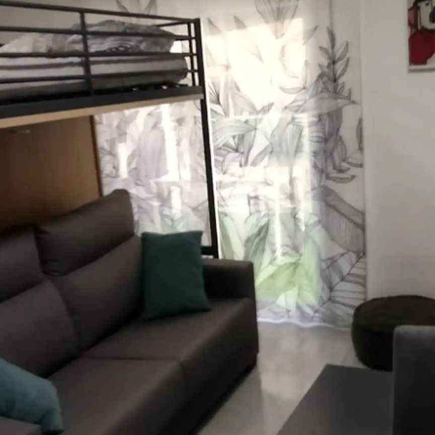 Granada Capital - Photo 1