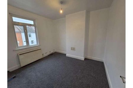 Taunton Road, Bridgwater, TA6 - Photo 3