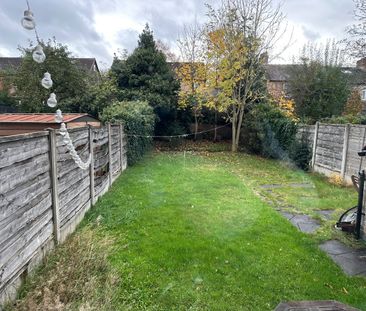 Room in a Shared House, Collingwood Road, M19 - Photo 1