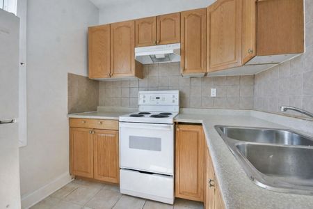 For Lease - 280 Bells Lane Unit# 1, Innisfil, Ontario - Photo 4
