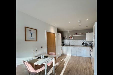 2 Bed Flat, Fulbourne Road, E17 - Photo 2