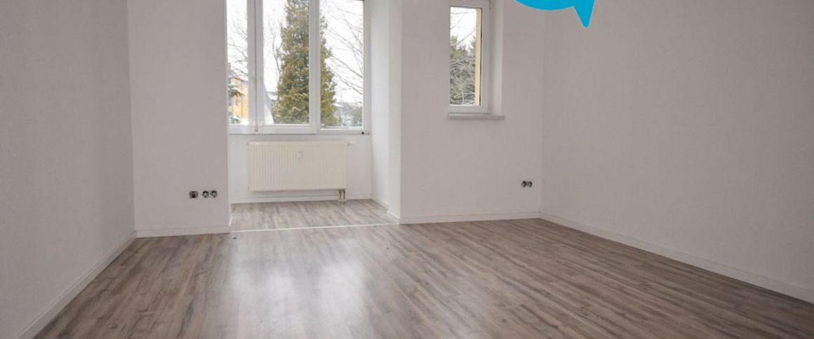 4 Zimmer • ruhige Lage • neues Bad mit Wanne & Dusche • Balkon • Laminat • • TOP • Mieten - Foto 1