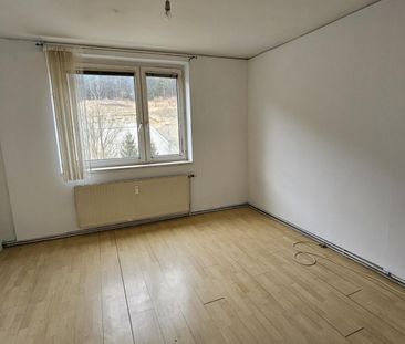 3 Zimmer Genossenschaftswohnung zur Selbstrenovierung / 4 mietfreie... - Photo 5
