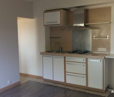 Location Appartement 2 pièces 27m² MONTPELLIER 34090 - Photo 2