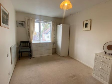 1 bedroom retirement property to rent - Photo 5