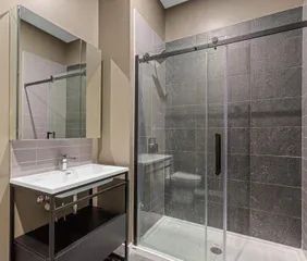1 room apartment of 51m² in Montreal - Photo 2