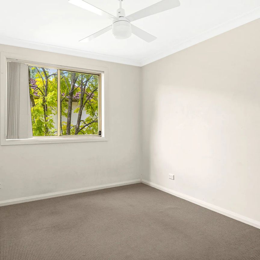 Modern 3-bedroom Townhouse - Photo 1
