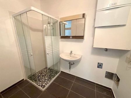 Wohnbüro! Altbauwohnung in guter Lage! - Photo 3