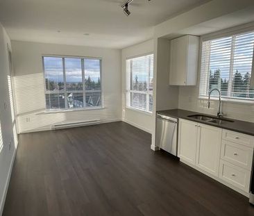 Modern 2-Bedroom Apartment with Stunning Views and Amenities - Photo 1